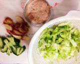 鳥ささみ缶とカリカリじゃこの簡単サラダ☆作り方1写真