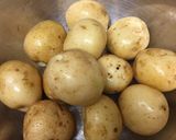 新じゃがとローズマリーのソテー☆作り方1写真