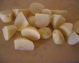 鶏モモとじゃがいも・・・だけ作り方1写真