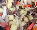 肉じゃが　ニンニクでこく旨！作り方4写真