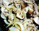 簡単！豚肉としいたけのガーリック醤油炒め作り方4写真