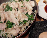 簡単♪豚バラとにら・もやしの蒸し焼き♡作り方5写真