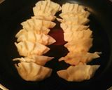 子供喜ぶカレー風味♡いり卵とツナの餃子作り方4写真