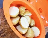 酒のつまみに！新じゃがのバター塩辛作り方1写真