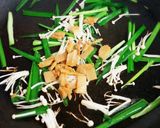 簡単一品♪エノキとメンマ入りニラ玉焼き作り方2写真