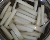 基本の和食28　うどの甘酢漬け作り方1写真