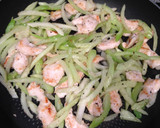 鶏ささみとセロリの炒め物作り方4写真