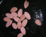 豆苗と魚肉ソーセージとえのき茸のバタポン作り方3写真