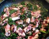 豆イカとほうれん草の炒め物作り方4写真