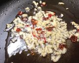 シェフ直伝 トマトソースのボンゴレロッソ作り方1写真