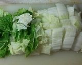 子供が喜ぶ豚バラ肉と白菜のごま味噌炒め作り方1写真