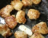 劇的柔らかさ！鶏むね肉のレモンバター醤油作り方5写真
