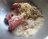 クッキングトマトソースで煮込みハンバーグ作り方1写真