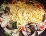 あさりとトマトのクリームパスタ作り方5写真