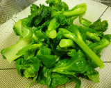 白菜のとう菜とカラフル干し大根のごま和え作り方4写真