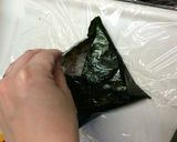 簡単！時短！ごま昆布のおにぎらず作り方4写真