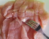 鶏のはちみつ醤油炒め☆ムネ肉でも柔らか♡作り方1写真