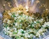 鶏ムネ肉のパン粉焼き♪ディルソース作り方1写真
