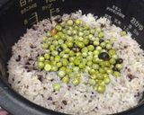 炊飯器で簡単！グリンピース雑穀ごはん作り方2写真