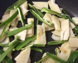 とりムネ肉とたけのこの炒めもの作り方4写真