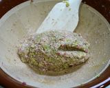 節約！ブロッコリーの茎の胡麻味噌餃子作り方1写真