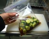 ジップロックで簡単！きゅうりの浅漬け作り方3写真