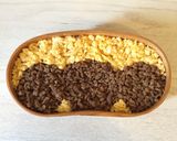 肉そぼろで簡単チェブラーシカ❦キャラ弁作り方2写真