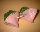 お弁当♪ハムに巻かれたブロッコリー＾＾作り方3写真
