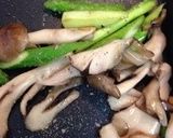 きのことアスパラのココナッツオイル炒め作り方1写真