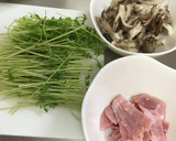 豆苗と舞茸のレモン炒め♡作り方1写真