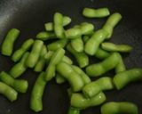 枝豆の香味醤油炒め（ニンニク風味）作り方1写真