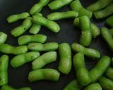 枝豆の香味醤油炒め（ニンニク風味）作り方2写真