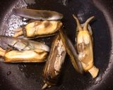 あげまき貝と生わかめのバター醤油焼き作り方4写真