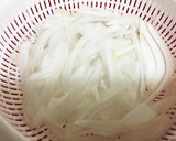 簡単！新玉ねぎとささ身のマヨわさ和え作り方4写真