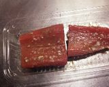 マグロのステーキ、バター正油ソースがけ作り方1写真