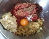 豆腐がつなぎの煮込みハンバーグ作り方1写真