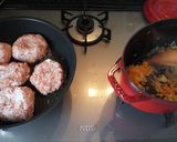 豆腐がつなぎの煮込みハンバーグ作り方2写真