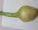 丸ごと新たまねぎでスパイシートマトスープ作り方1写真