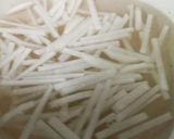 大根とワカメのシンプル味噌汁作り方3写真