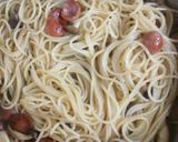 簡単☆しめじとウインナーのパスタ作り方2写真