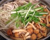鶏ときのこの味噌汁（蒟蒻とごぼう、水菜）作り方4写真