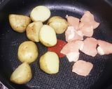 てりてり☆新じゃがと鶏肉炒め作り方4写真