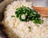 素朴にうまい　”塩麹ネギ”　チャーハン作り方4写真