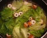 レタスのごま風味スープ作り方1写真