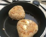 大豆の肉みそオイルおにぎり♪おかかチーズ作り方3写真