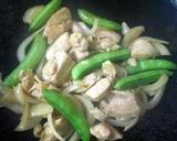 チーズとろ～り♪春野菜とチキンの焼うどん作り方3写真