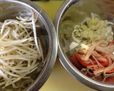 簡単 もやしとワカメのスープ作り方1写真