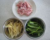鶏肉と筍とピーマンのピリ辛炒め作り方1写真
