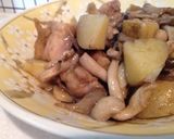 鶏もも肉&新じゃがのガリバタきのこ炒め作り方11写真