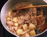 鶏モモ肉じゃが作り方3写真